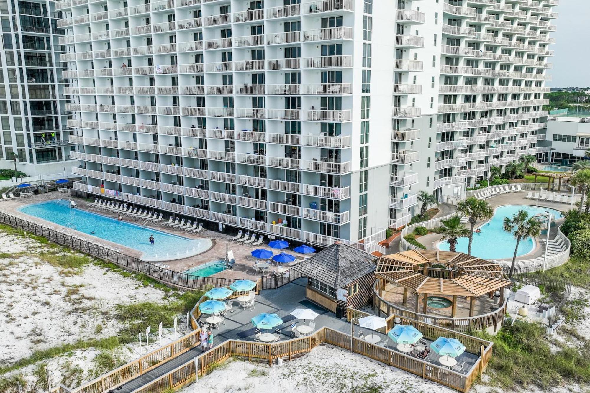 Pelican Beach Resort Destin Exterior photo