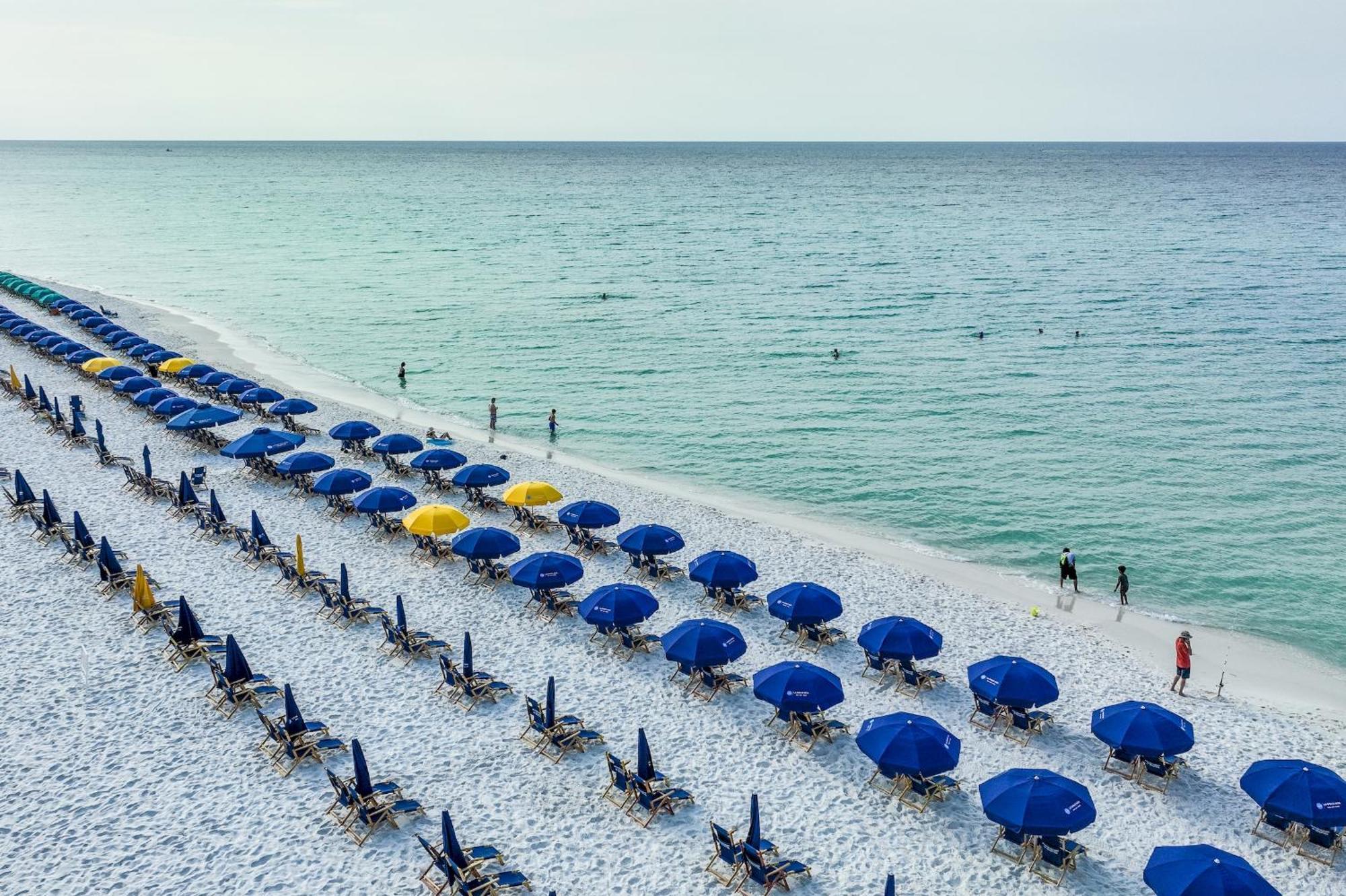 Pelican Beach Resort Destin Exterior photo