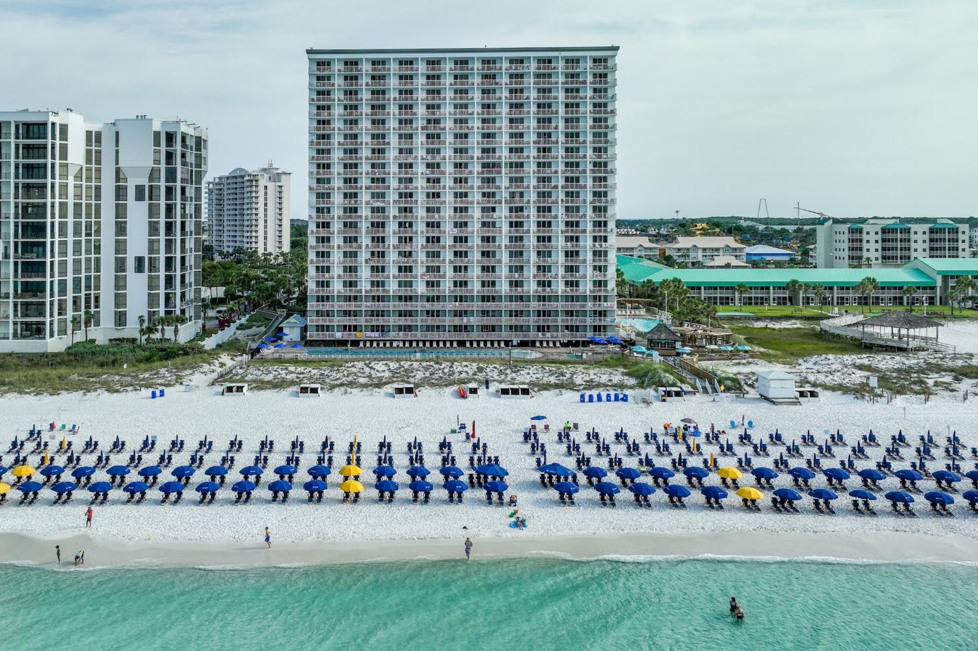 Pelican Beach Resort Destin Exterior photo