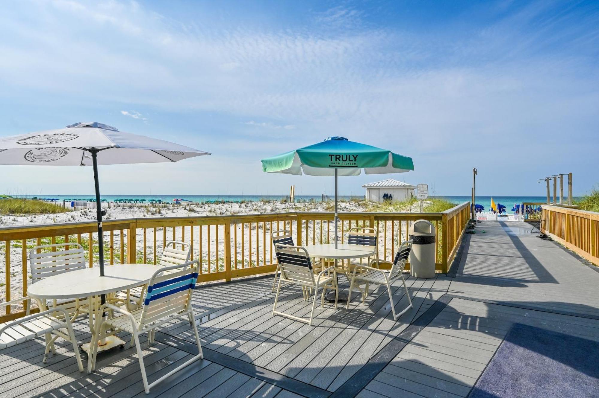 Pelican Beach Resort Destin Exterior photo