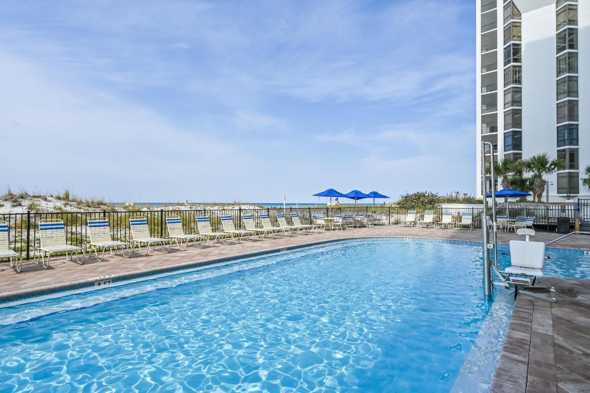 Pelican Beach Resort Destin Exterior photo